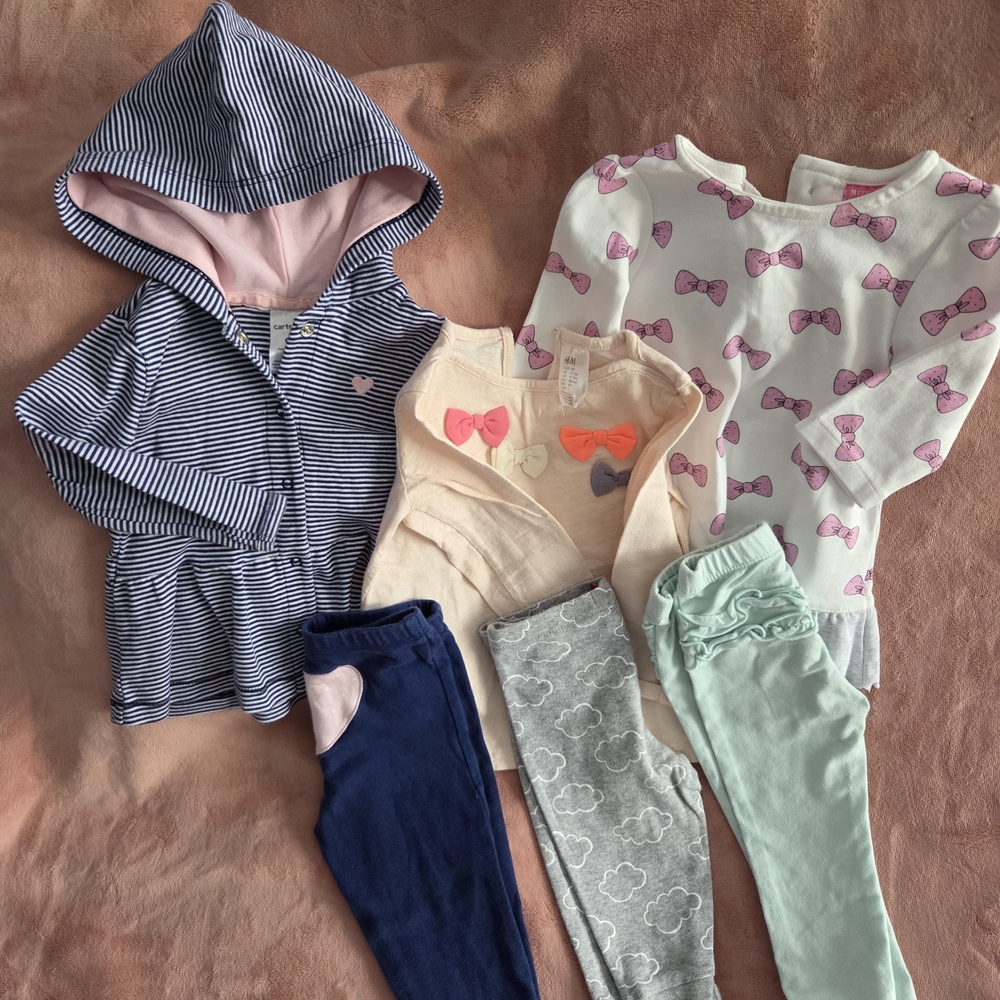 Adorable Baby Clothing Set with Hooded Jacket and Leggings